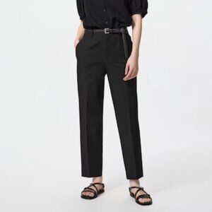 Black Uniqlo Smart Ankle Pants (Size Large)